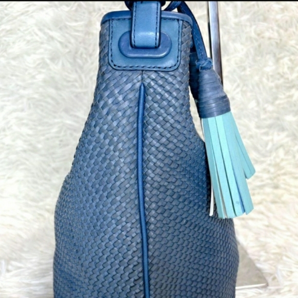 Tory Burch Thea Woven Shoulder Bag - Picture 6 of 14